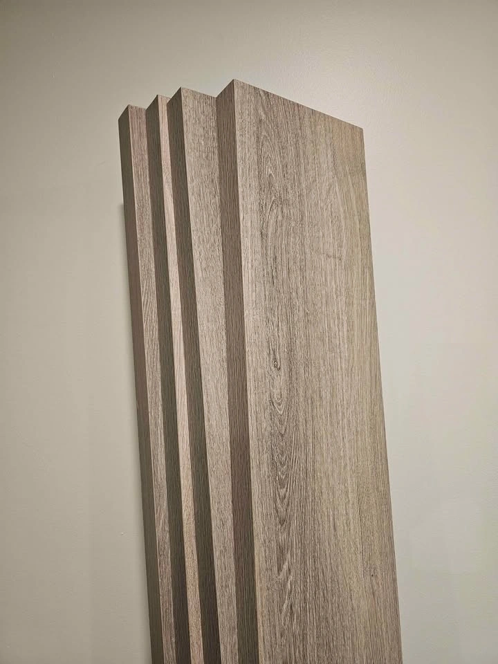 Rustic weathered wood Floating Shelves - Set of 4 - photo 2