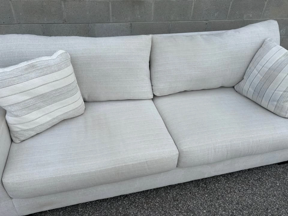 Cream Large 3 Seater Sofa - Delivery Available - photo 2