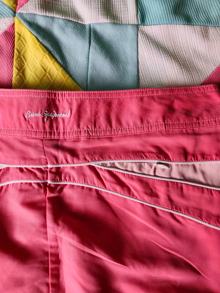 2000s Pink B.U.M. Equipment skirt - photo 5