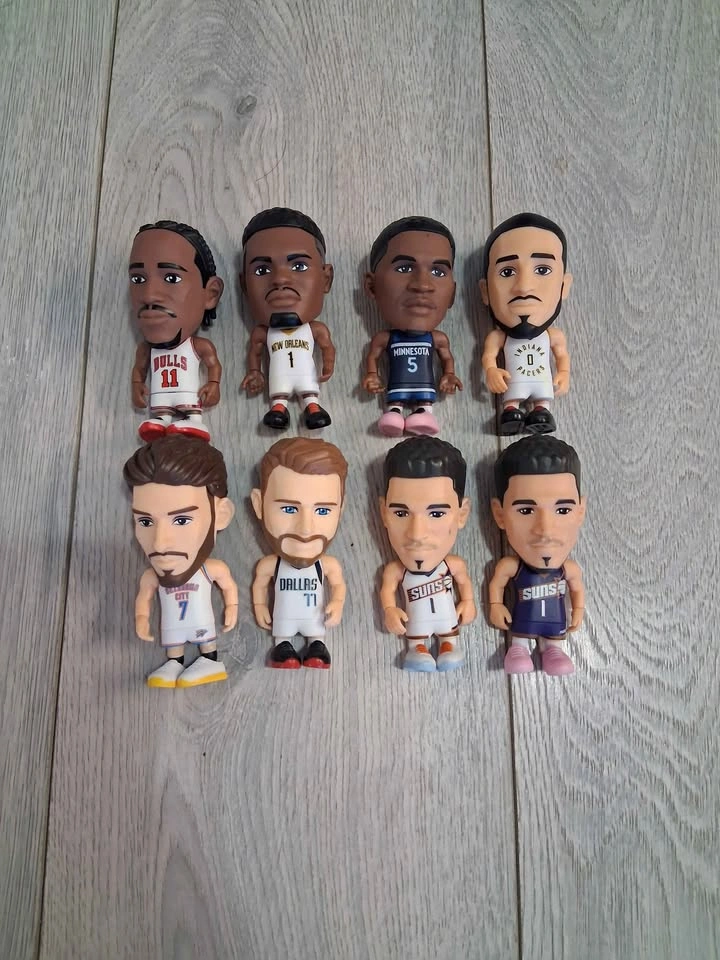 Zuru 5 Surprise NBA Ballers Mini Figures - photo 2