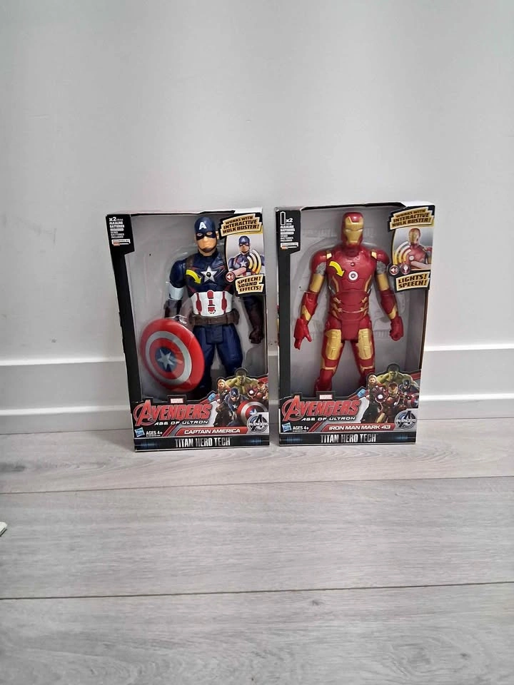Marvel Avengers Titan Hero Tech Captain America & Iron Man