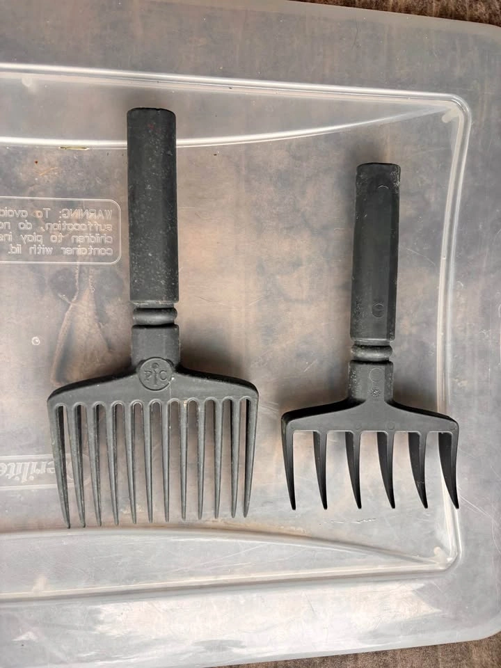 Pampered Chef Meat Shredder Claws