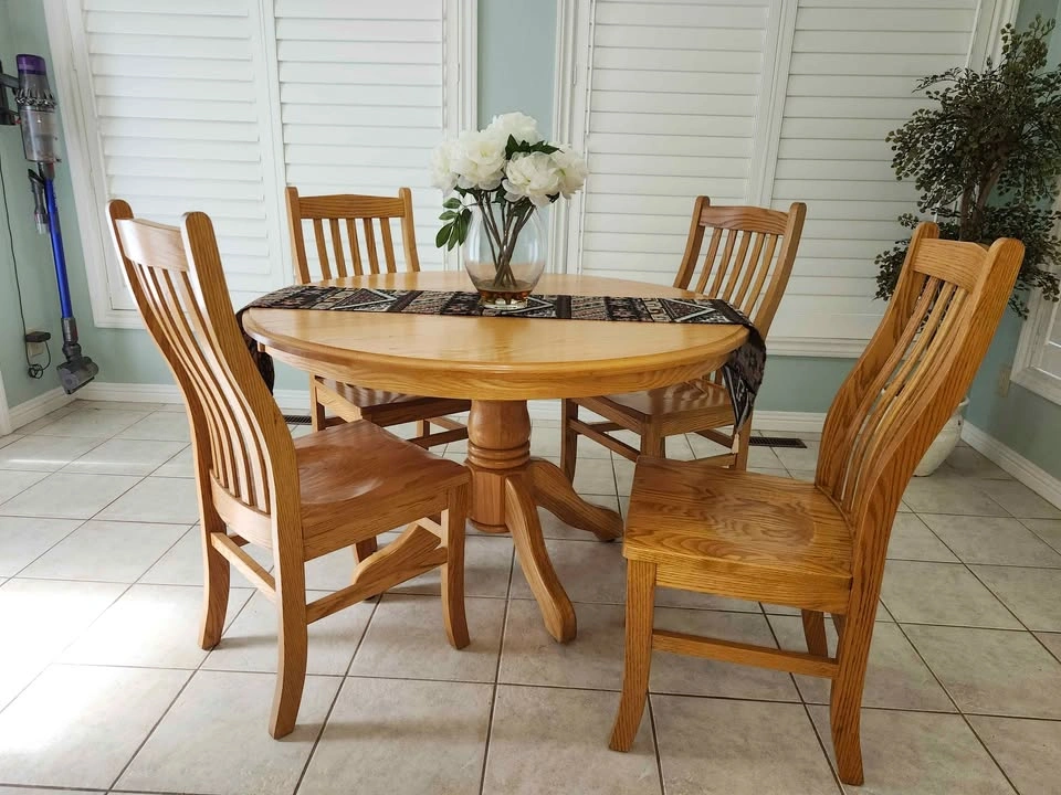 Solid oak kitchen/ dining set with 4 chairs - photo 2