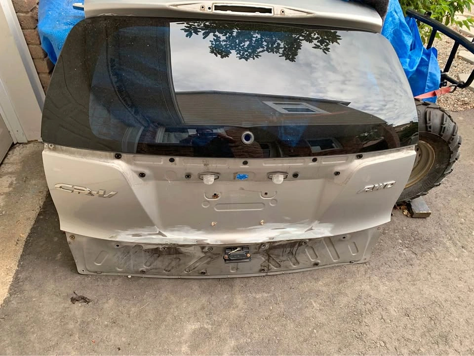 2012 Honda Crv tailgate shell