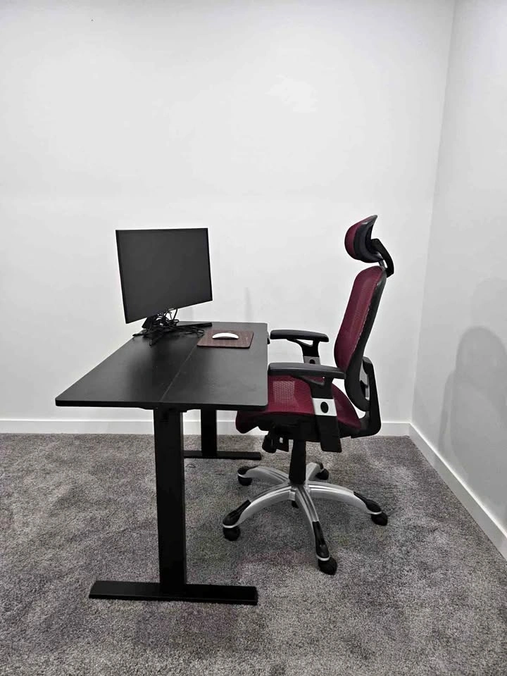 Task chair