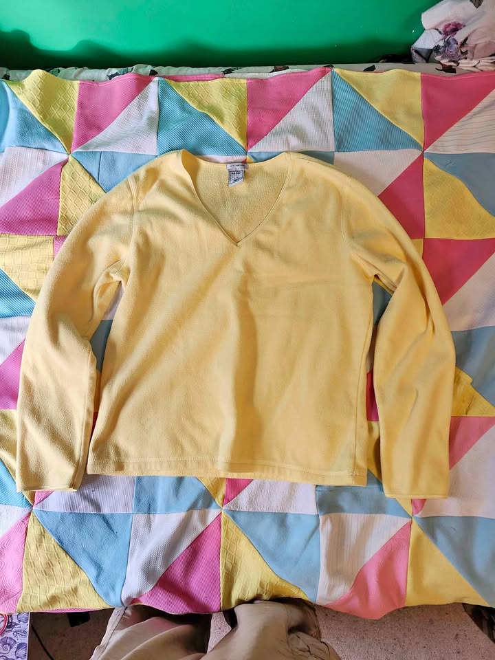 yellow Old Navy pullover sweater from 2004