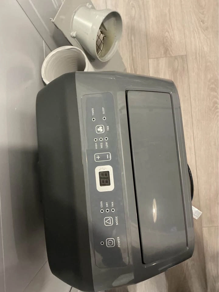 7500 BTU Air Conditioner - photo 2