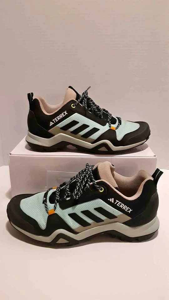 Adidas Terrex Hiking Shoes Women sz 8 wide