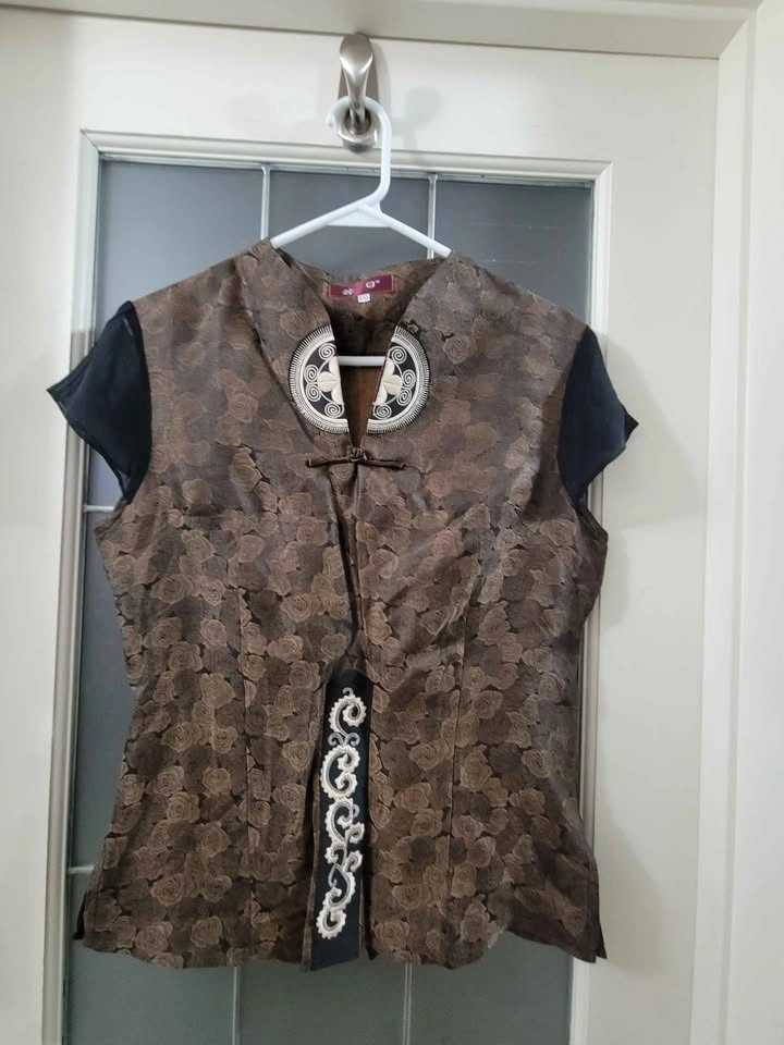 $5 Clothing Items - photo 2