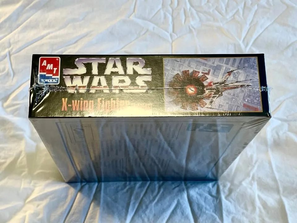 STAR WARS X-Wing Fighter SNAPFAST 8932 Model Kit image indicator(2)