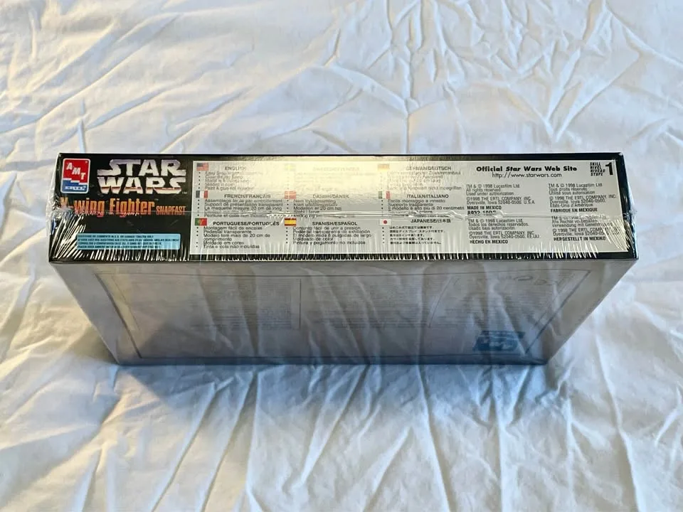 STAR WARS X-Wing Fighter SNAPFAST 8932 Model Kit image indicator(4)