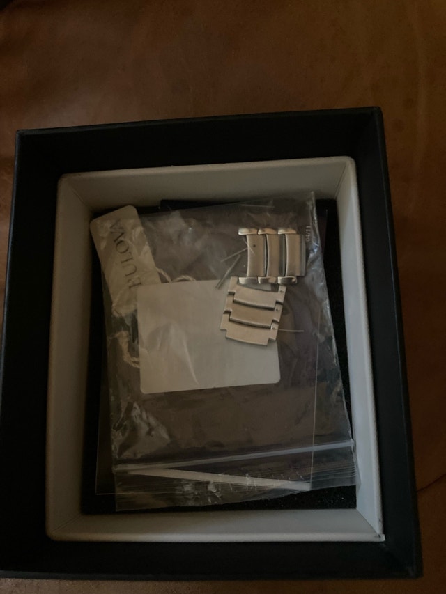 Bulova Watch - photo 2