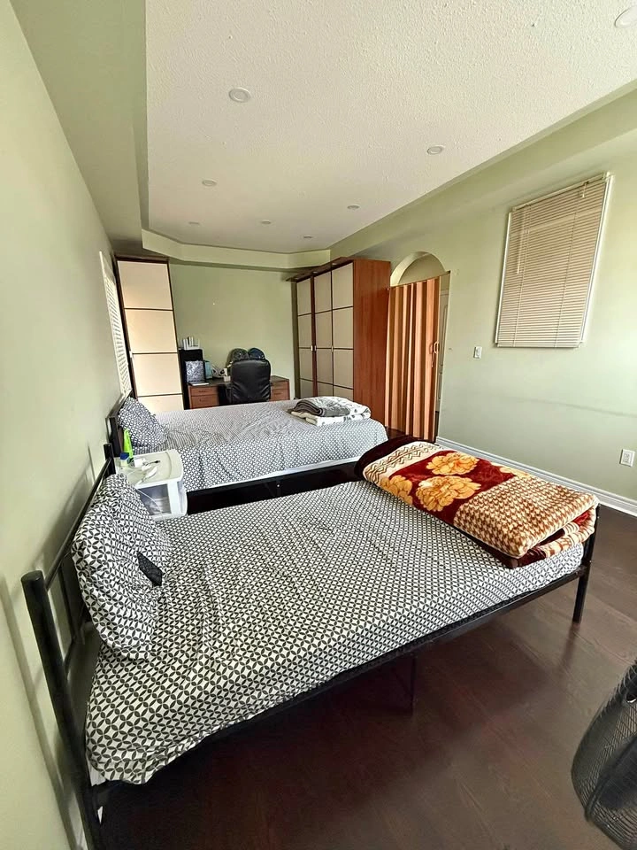1 Bed 1 Bath - House