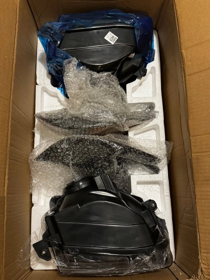 Brand New Aftermarket Headlight Assembly Set – Toyota Tundra / S - photo 2