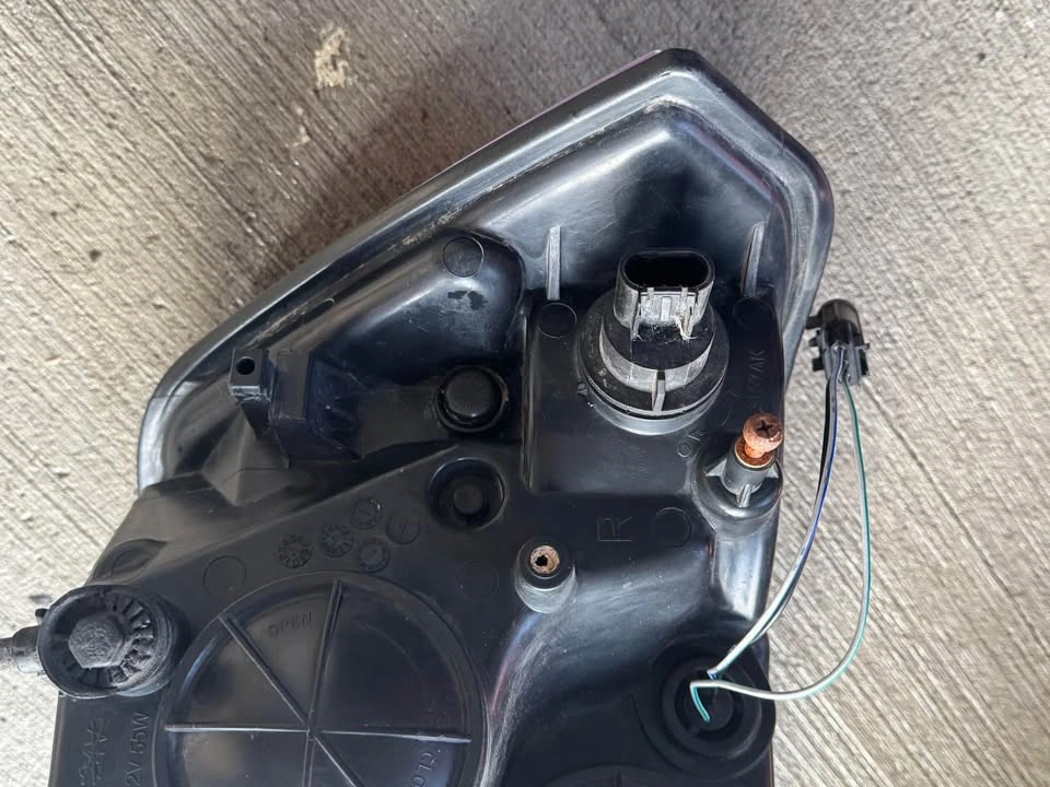 Ram 1500 2500 3500 Headlight Assembly - Passenger Side - photo 4