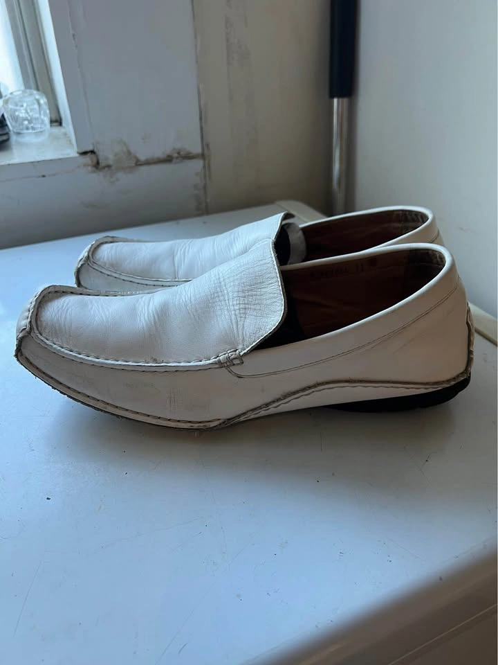 🏈 White Faux Leather shoes - photo 2