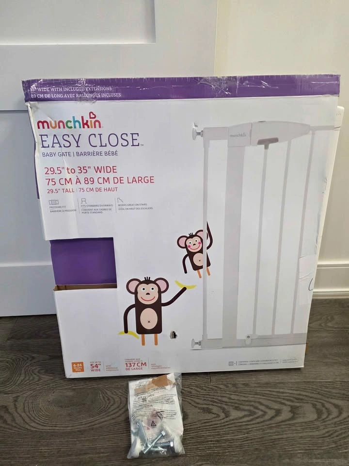 MUNCHKIN EASY CLOSE BABY GATE - photo 4