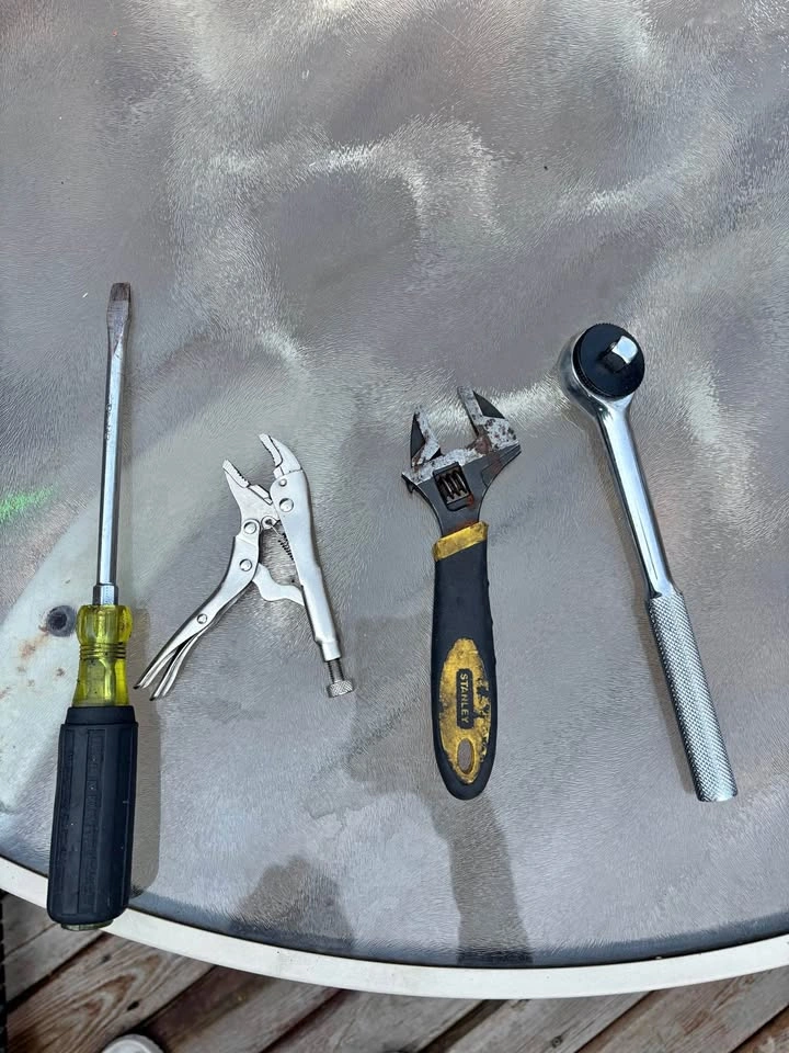 Mixed Hand Tools - Screwdriver, Wrench 3/8, Ratchet, Pliers
