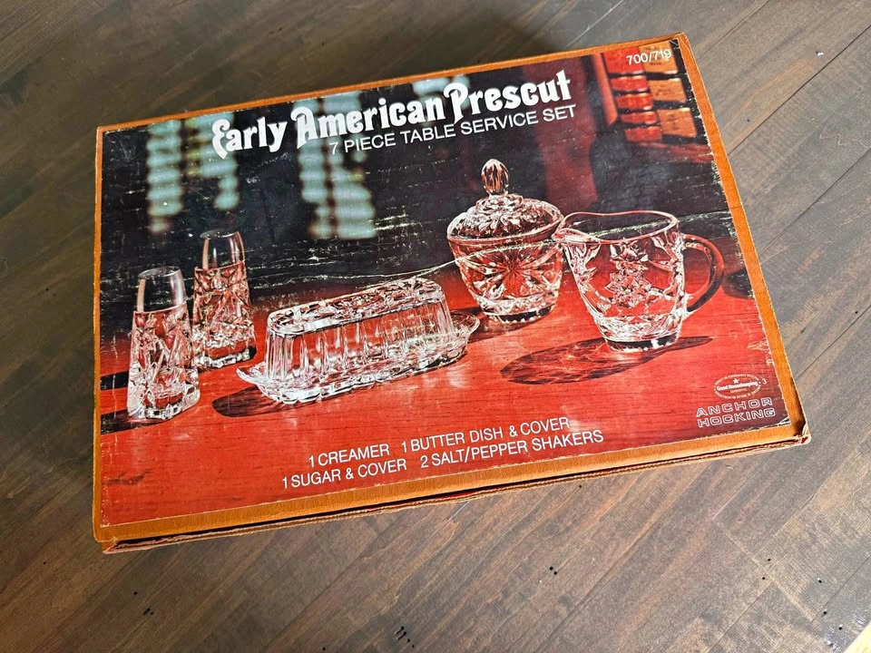 ORIGINAL BOX! Anchor Hocking Early American Prescut 7 Piece Set
