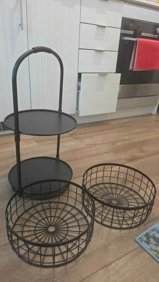 2 tier Kitchen organizer/basket