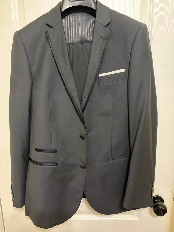 SUIT COLLECTION - photo 4