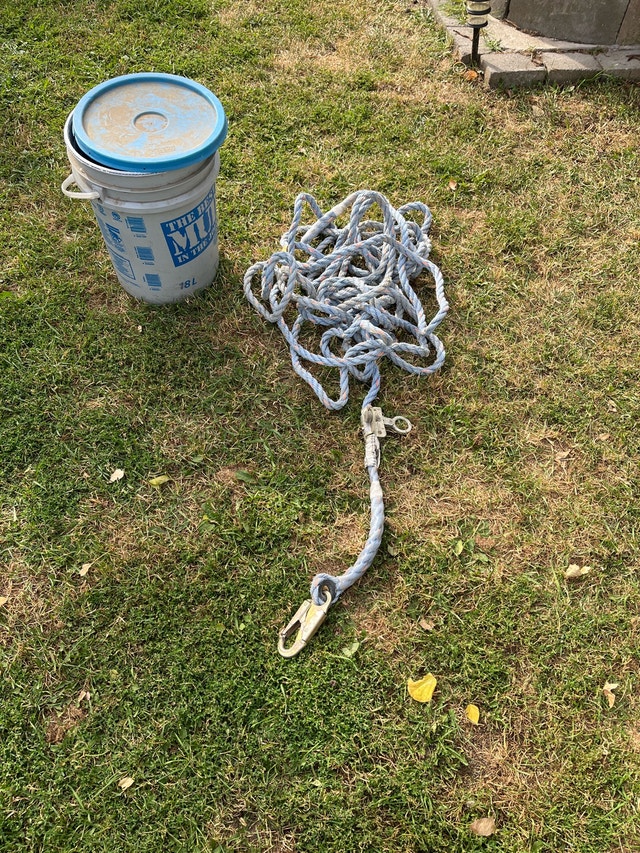 Roofers safety lanyard
