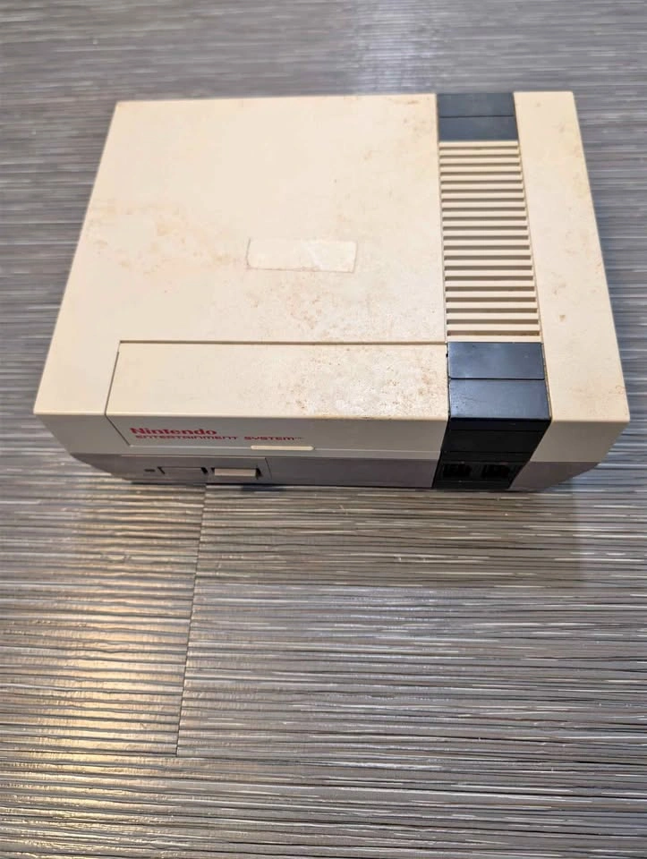 Nintendo Entertainment System (NES) Console