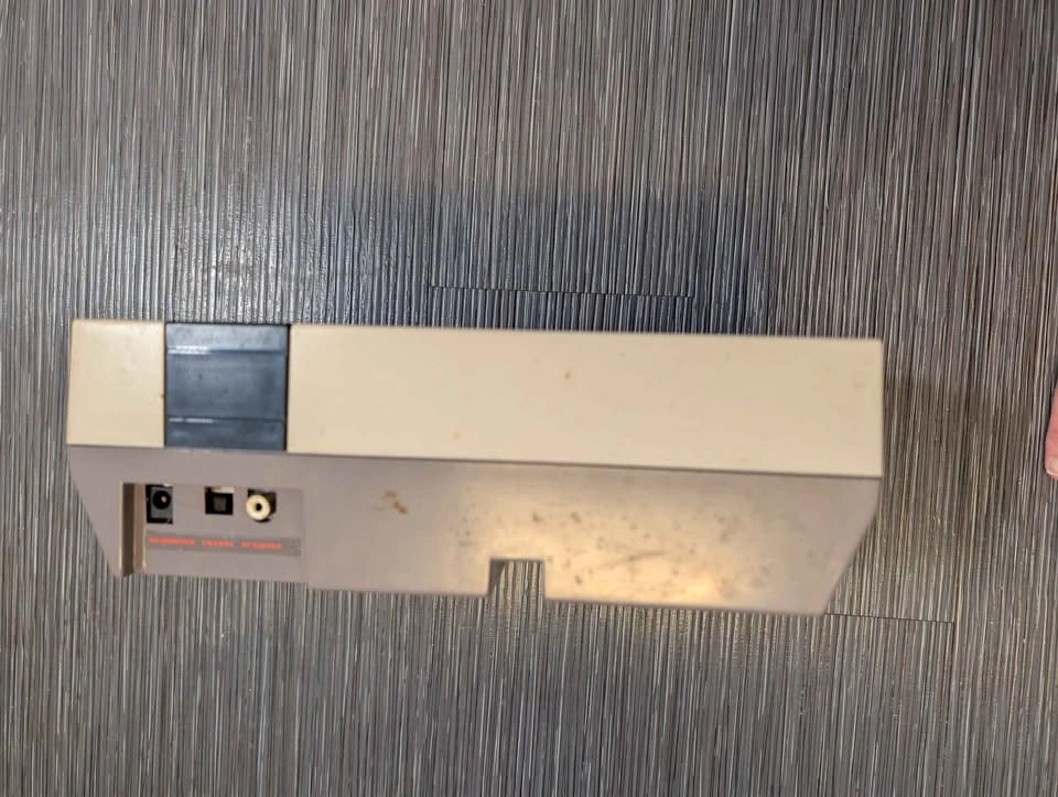 Nintendo Entertainment System (NES) Console - photo 5