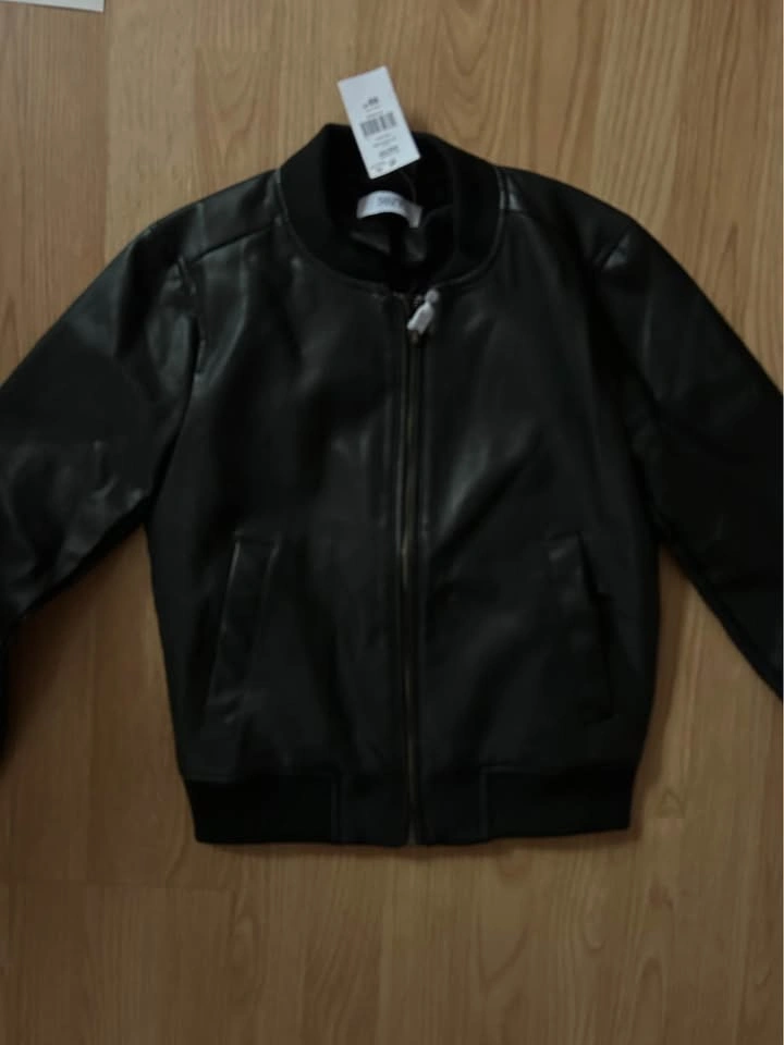 BNWT Suzy Shier Black Faux Leather Bomber Jacket - photo 4