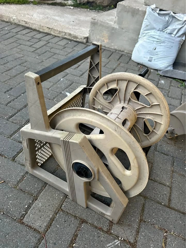 Suncast Garden Hose Reel