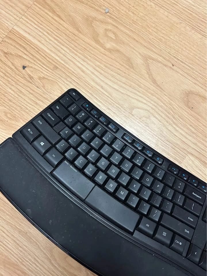 Microsoft Comfort Desktop 5050 Keyboard - photo 2