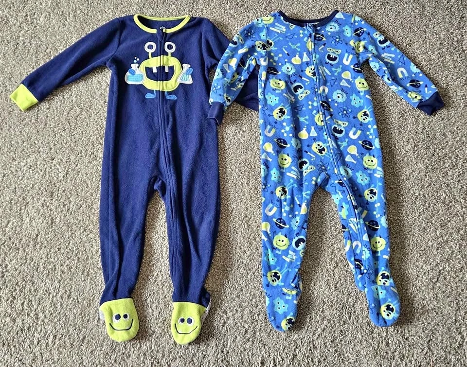 Fleece Footed Pajamas 2-Pack (2T)
