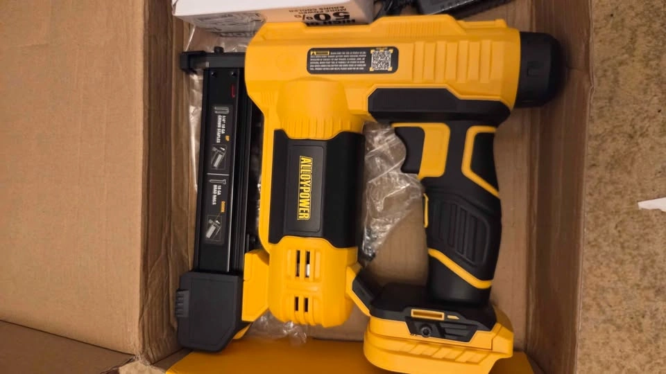 ALLOYPOWER CSG2532 20V Cordless Staple Gun - photo 3