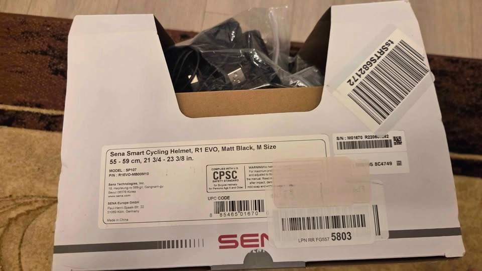 Sena R1 Evo Smart Cycling Helmet - photo 2