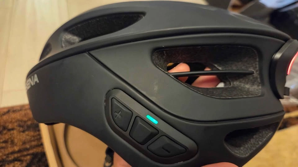 Sena R1 Evo Smart Cycling Helmet - photo 4