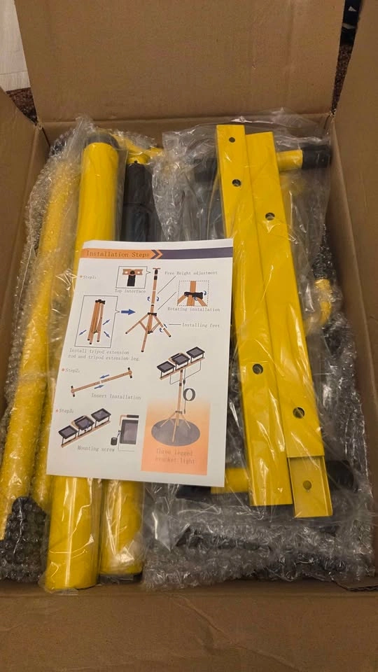 21000-Lumen LED Work Light with Stand - photo 3