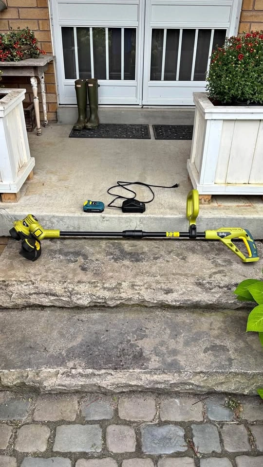Radley Cordless String Trimmer and Edger with Battery and Charge