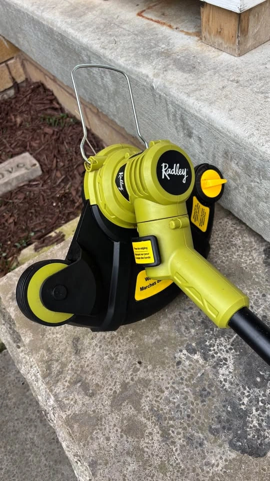 Radley Cordless String Trimmer and Edger with Battery and Charge - photo 2
