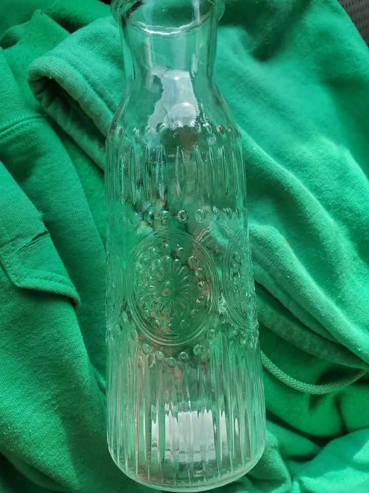 Decorative Glass vases image indicator(3)