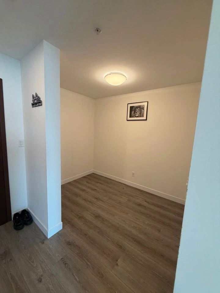2 Beds 2 Baths - Apartment - photo 2