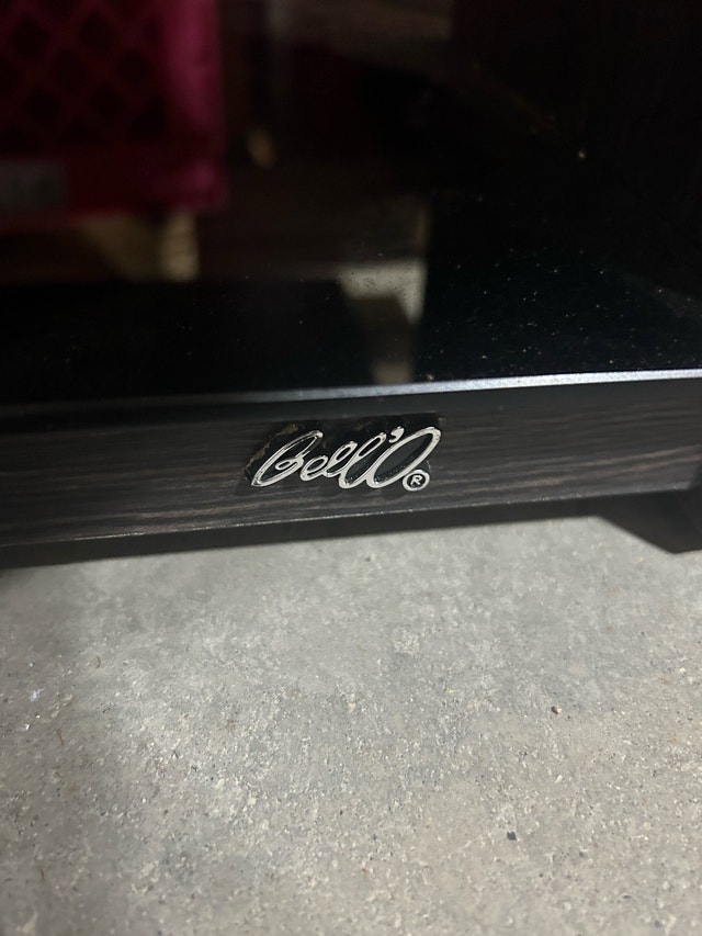 Bell'O TV Stand - photo 4