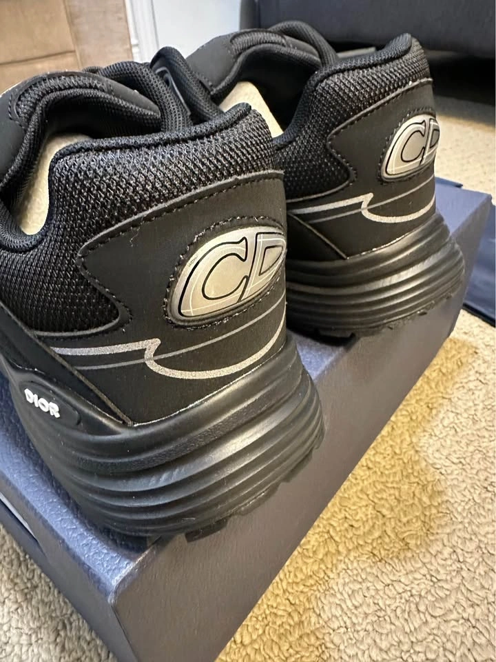 B30 ‘Triple Black’ - photo 3