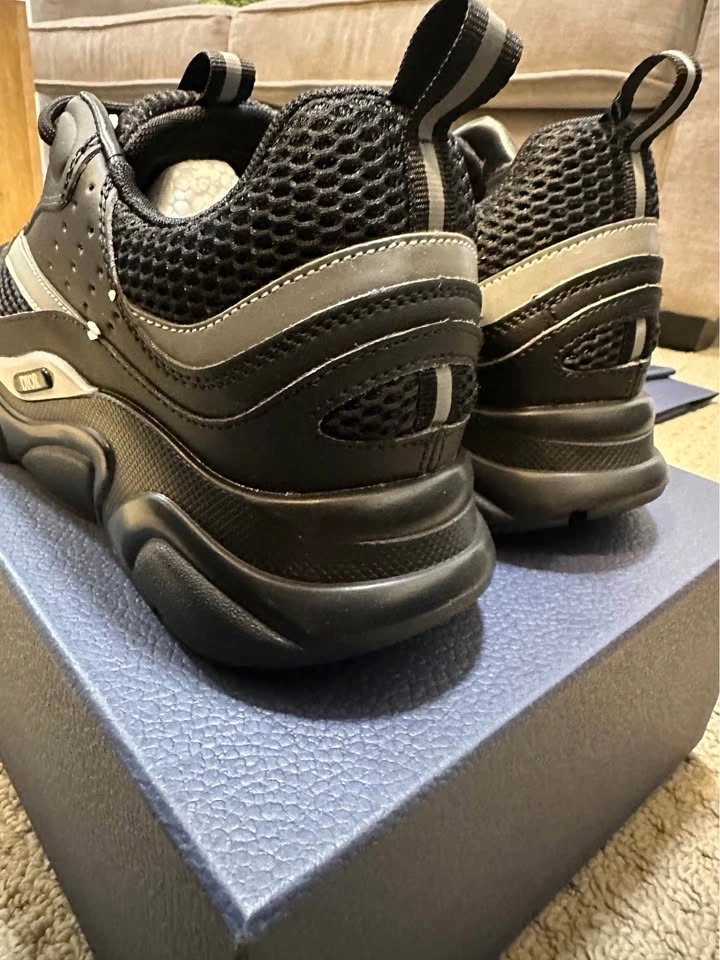 B22 ‘Black Silver’ - photo 3
