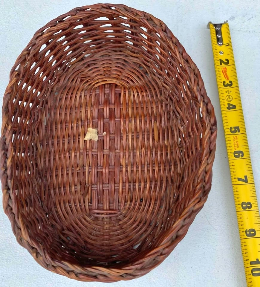 Like NEW! Vintage Basket SUPER CUTE! $8