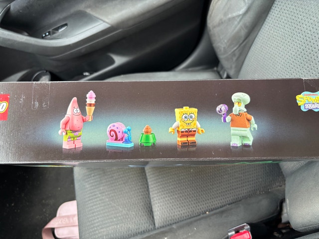 LEGO Icons SpongeBob SquarePants: Bikini Bottom - photo 3