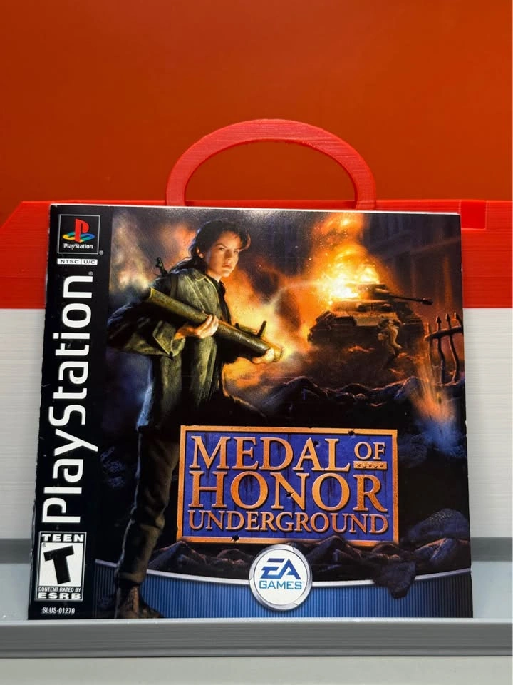 Medal of Honor: Underground (Sony PlayStation 1) Disc And Manual - photo 3