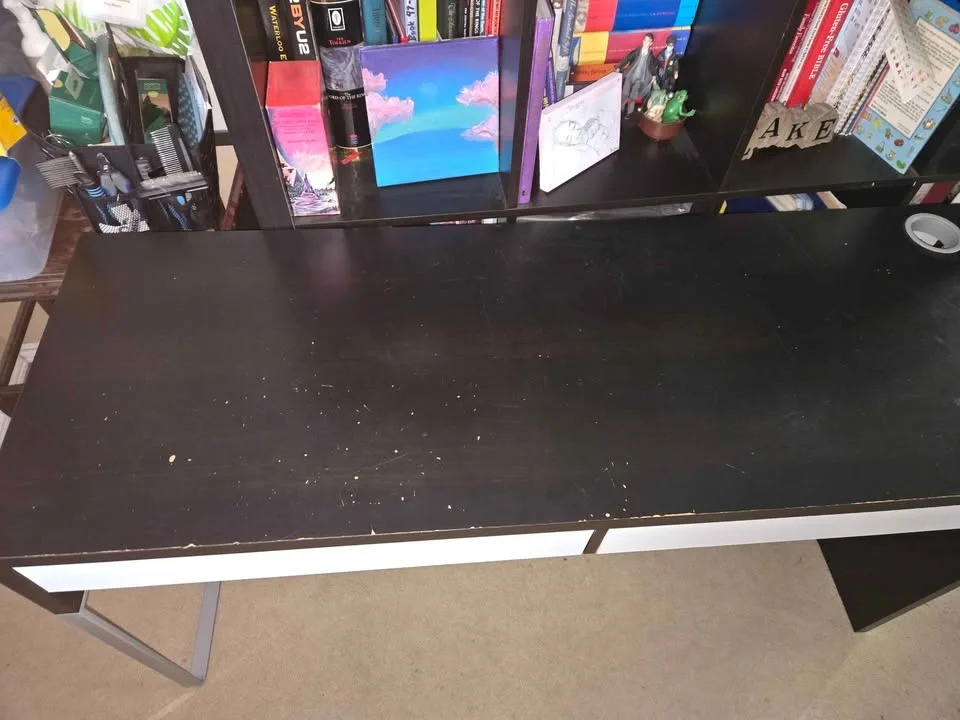 Ikea desk, 2 drawers image indicator(3)
