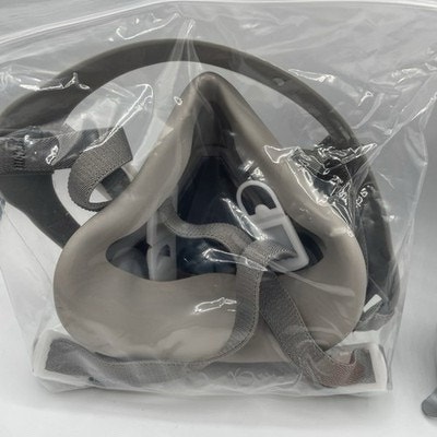 3M Respirator with 60926 Multi Gas Vapor Cartridges - photo 3