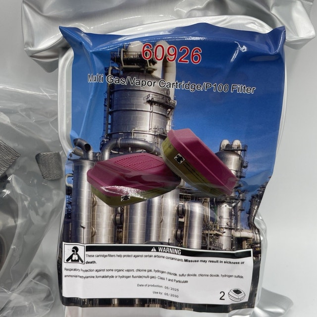 3M Respirator with 60926 Multi Gas Vapor Cartridges - photo 4