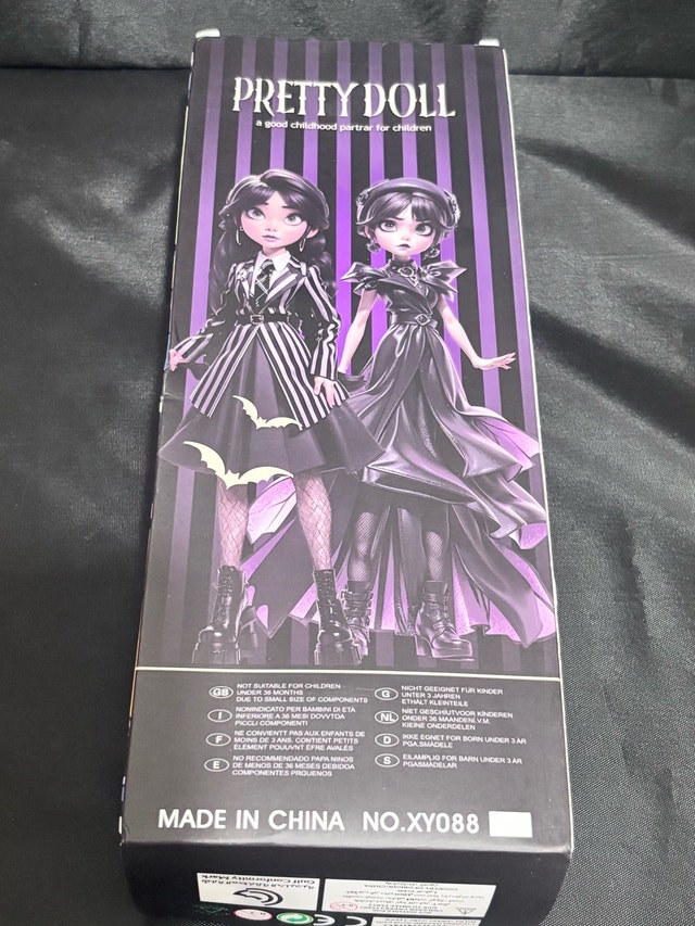 Pretty Doll Gothic Style Doll - photo 3